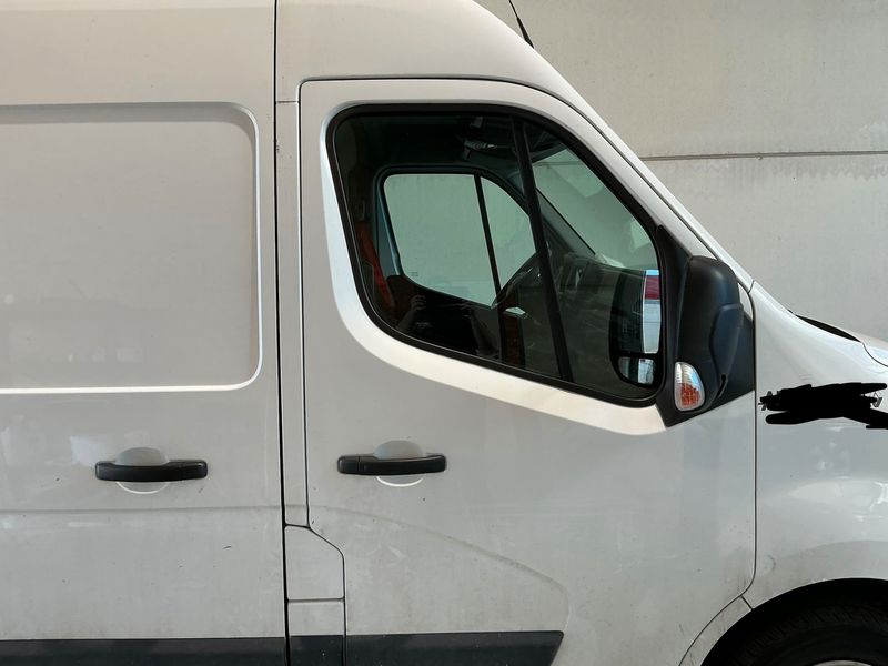 Renault Master 2.3 dCi L2H2 HKa 3,5t — zdjęcie 7