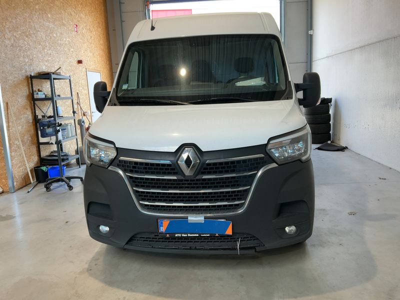 Renault Master 2.3 dCi L2H2 HKa 3,5t — zdjęcie 9