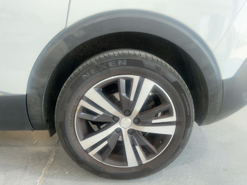 Peugeot 5008 1.5 Blue-HDi Allure 2019 – снимка 5