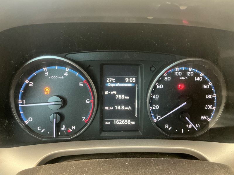 Toyota RAV 4 2.0 D-4D Style 2016 – снимка 18