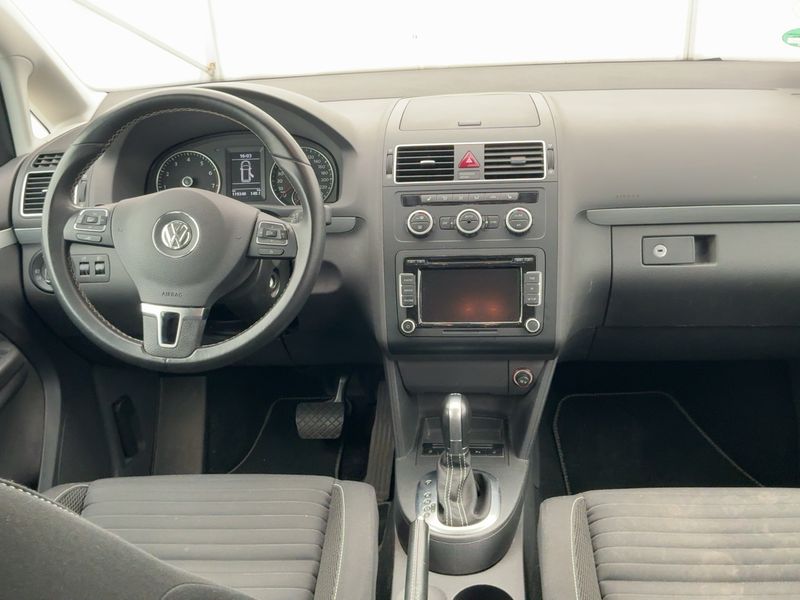 Volkswagen Touran 1.4 TSI Cup — zdjęcie 12