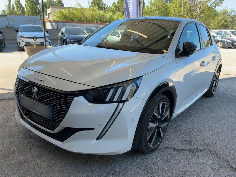 Peugeot 208 1.2 PureTech GT — zdjęcie 2
