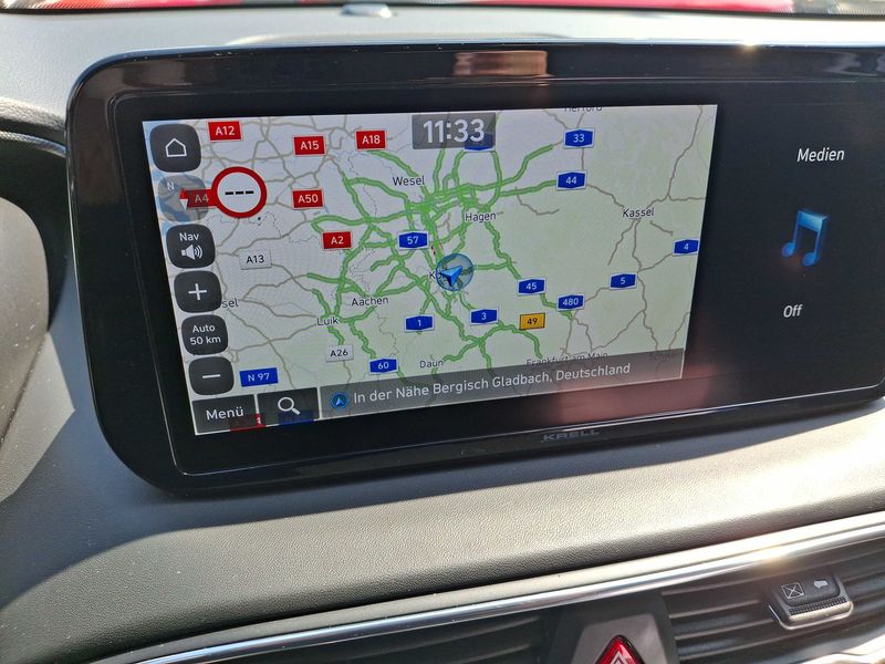 Hyundai Santa Fe 2.2 CRDi Prime 2WD 2023 – снимка 13