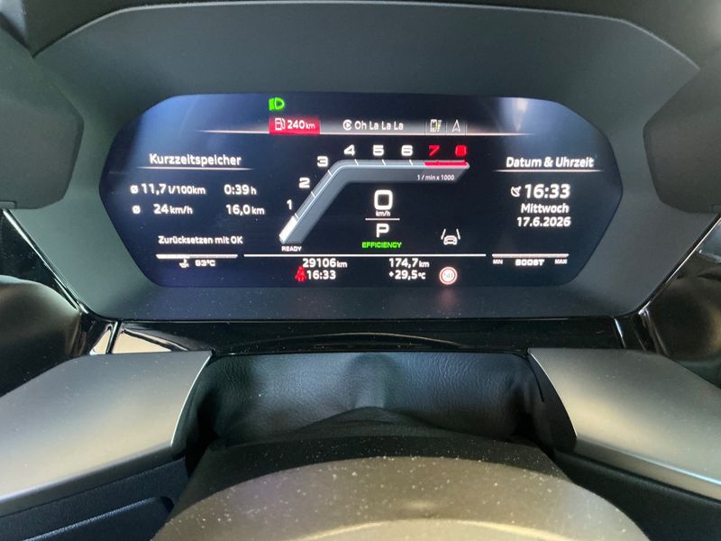 Audi S3 Sportback 2.0 TFSI quattro — zdjęcie 13