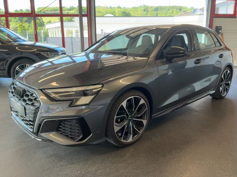 Audi S3 Sportback 2.0 TFSI quattro
