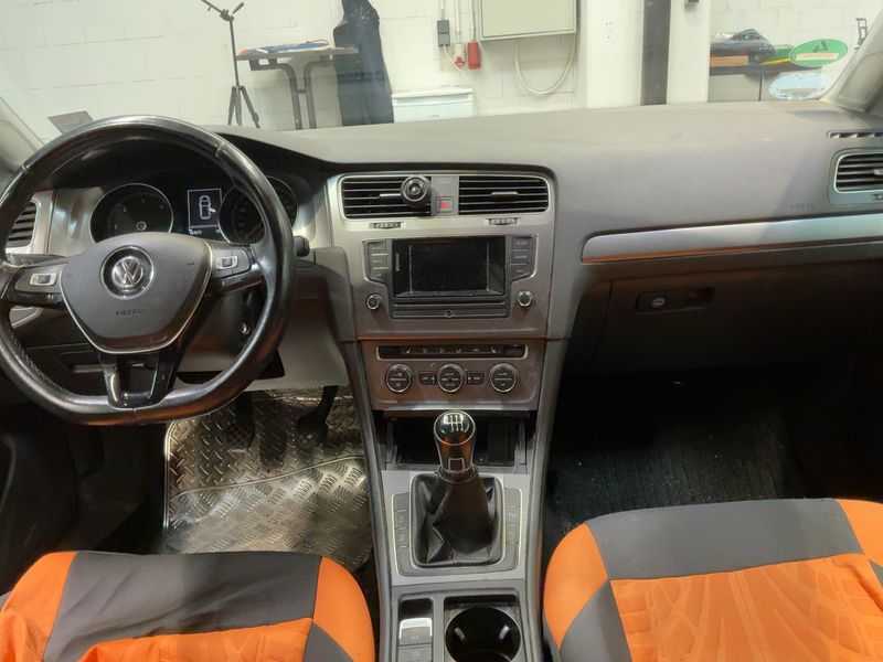 Volkswagen Golf VII 1.6 TDI Trendline 4Motion BlueMotion Tech — zdjęcie 12