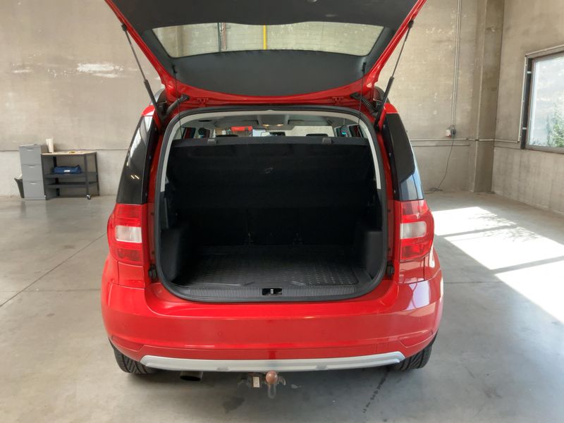 Skoda Yeti 1.2 TSI Active 2015 – снимка 15