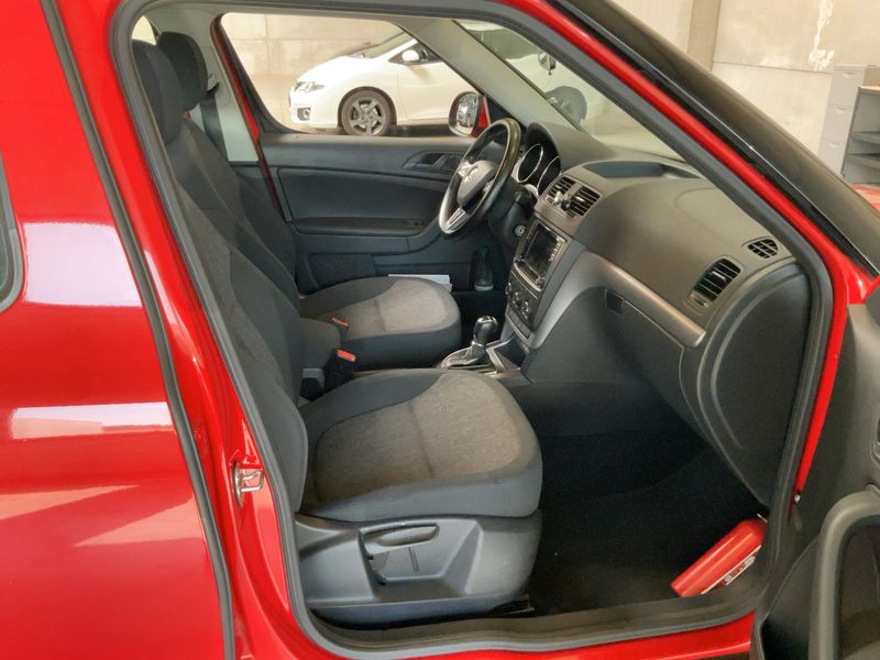 Skoda Yeti 1.2 TSI Active 2015 – снимка 16