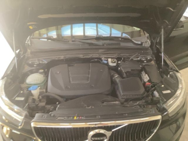 Volvo XC40 2021 — photo 23