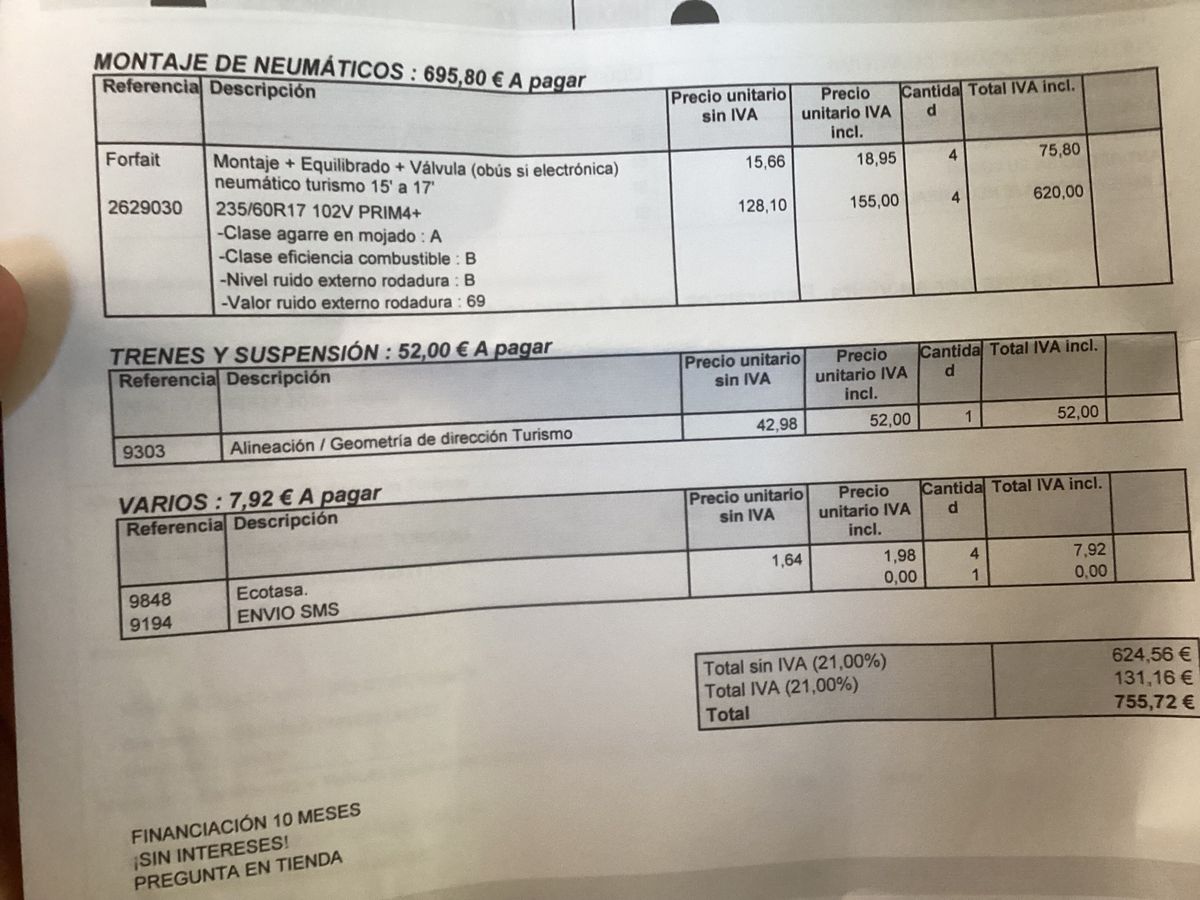 Volvo XC40 2021 — photo 33