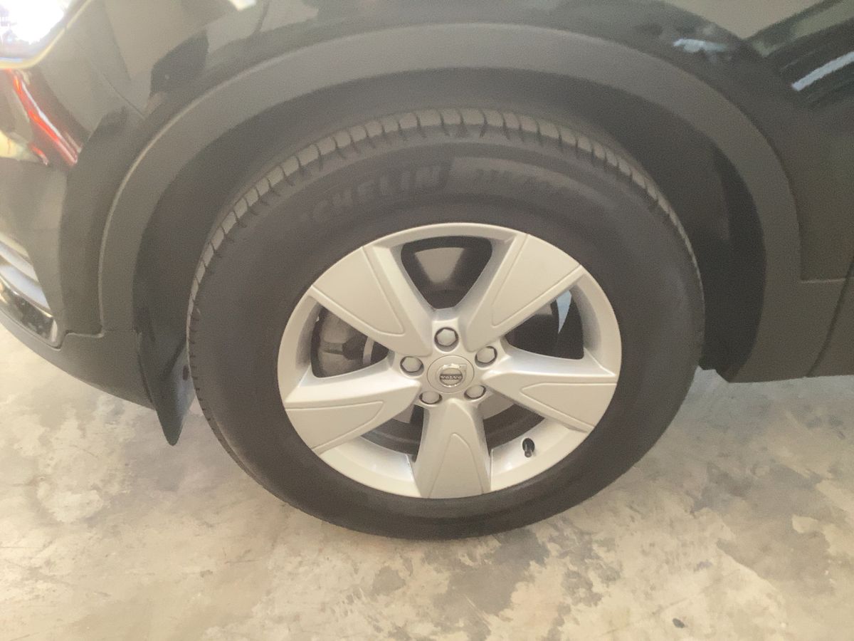 Volvo XC40 2021 — photo 4