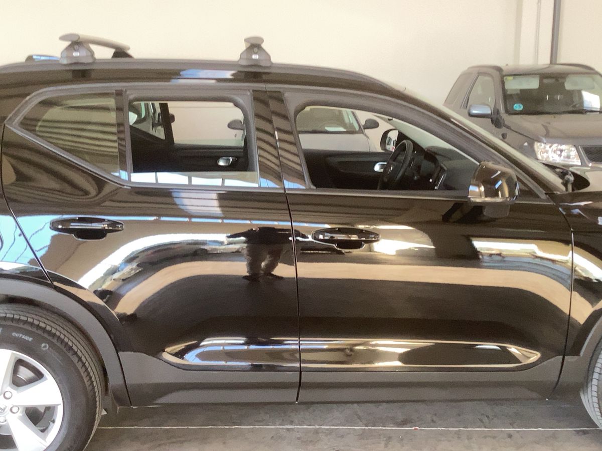 Volvo XC40 2021 — photo 11