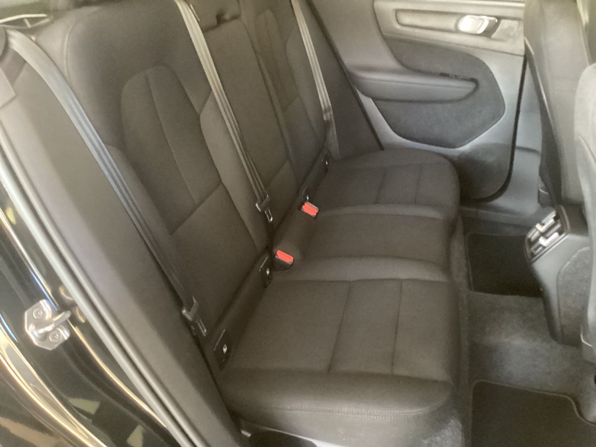 Volvo XC40 2021 — photo 20