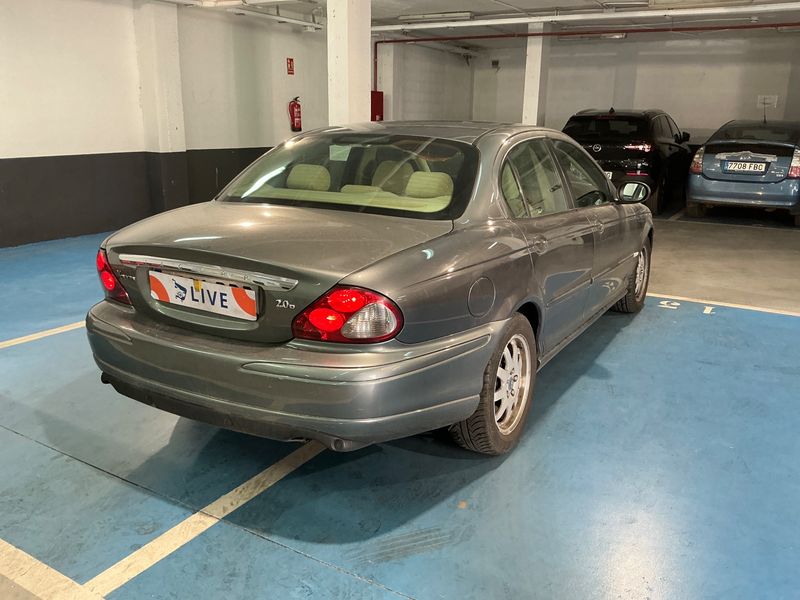 Jaguar X-TYPE 2.0 D Classic — zdjęcie 2