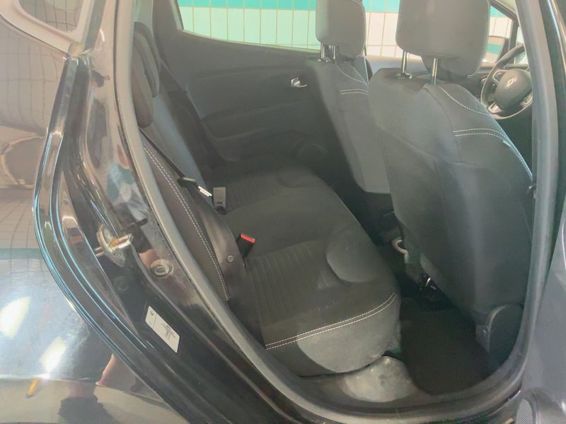 Renault Clio 1.2 Limited 2017 – снимка 19