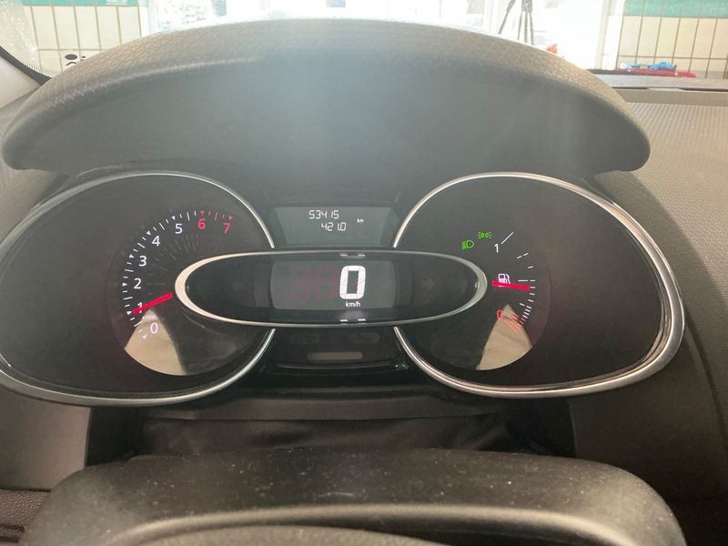 Renault Clio 1.2 Limited 2017 – снимка 18