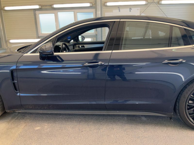 Porsche Panamera Turbo — zdjęcie 4