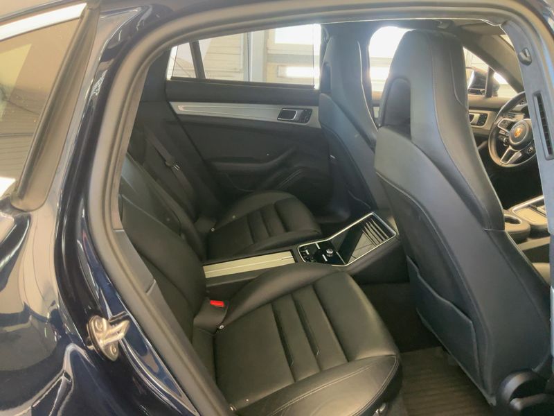 Porsche Panamera Turbo — zdjęcie 14