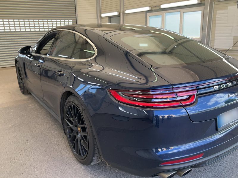Porsche Panamera Turbo — zdjęcie 3