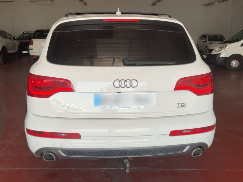 Audi Q7 4.2 V8 TDI quattro Ambition — zdjęcie 5