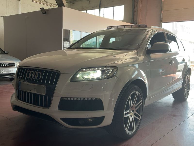 Audi Q7 4.2 V8 TDI quattro Ambition — zdjęcie 2