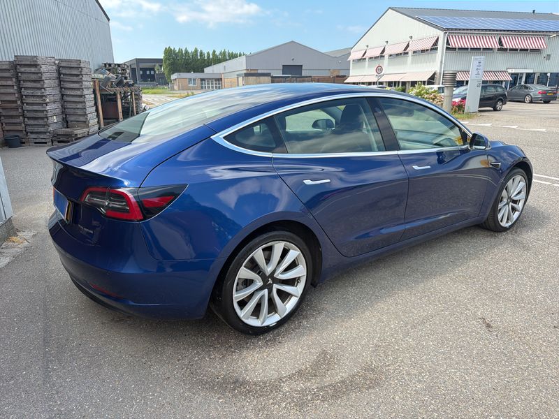 Tesla Model 3 Long Range Dual AWD AWD — zdjęcie 5