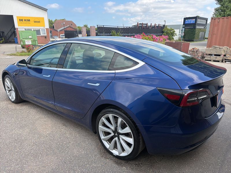Tesla Model 3 Long Range Dual AWD AWD — zdjęcie 3