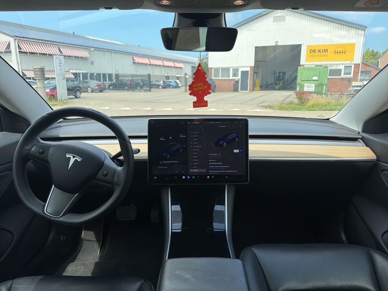 Tesla Model 3 Long Range Dual AWD AWD — zdjęcie 11