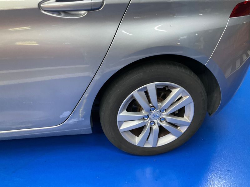 Peugeot 308 1.6 HDi Active 2015 – снимка 26