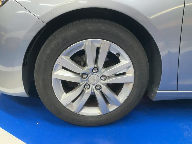 Peugeot 308 1.6 HDi Active 2015 – снимка 3