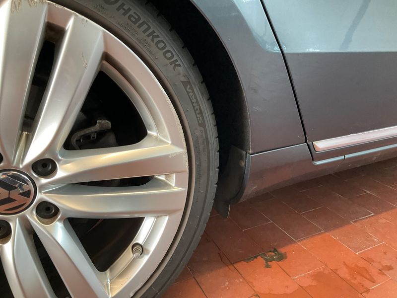 Volkswagen Passat 2.0 TDI Highline BlueMotion Tech 2013 – снимка 24