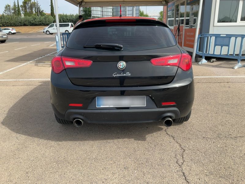 Alfa Romeo Giulietta 1.4 Turbo Distinctive 2013 – снимка 7