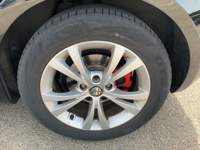 Alfa Romeo Giulietta 1.4 Turbo Distinctive 2013 – снимка 5