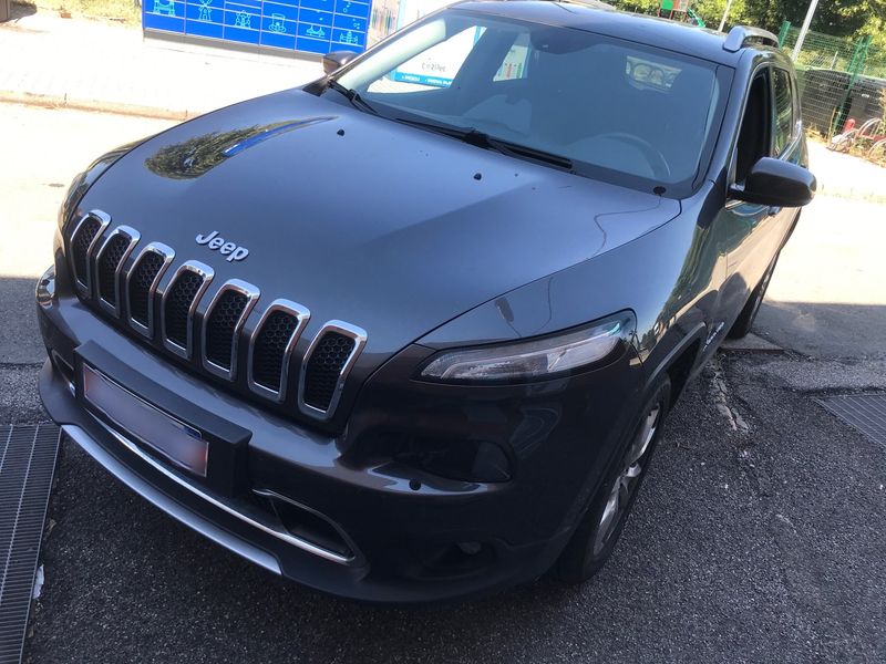 Jeep Cherokee 2.0 M-Jet Limited 4WD — zdjęcie 2