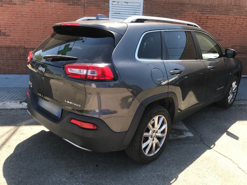 Jeep Cherokee 2.0 M-Jet Limited 4WD — zdjęcie 6