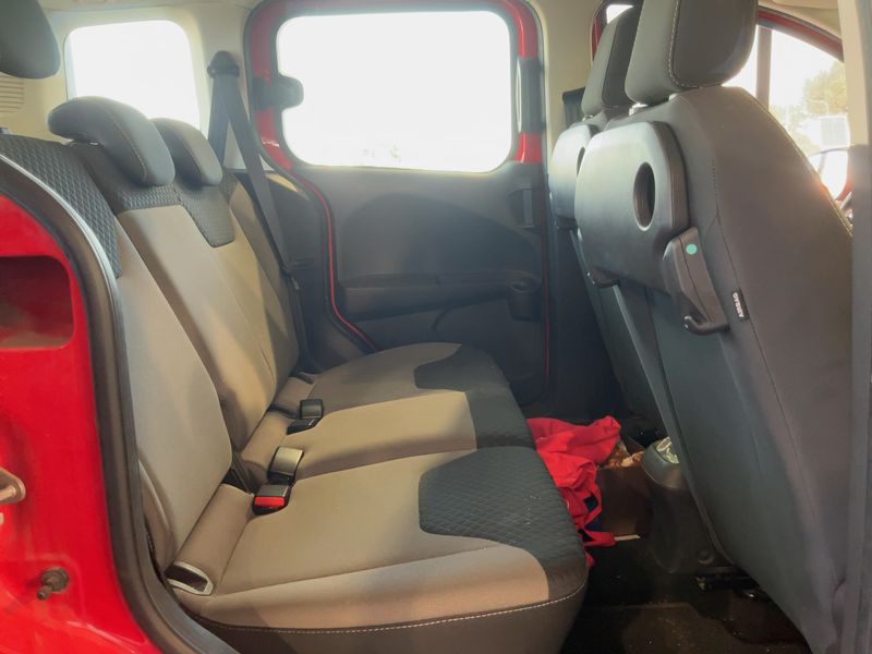 Ford Tourneo 1.5 TDCi Trend — zdjęcie 14