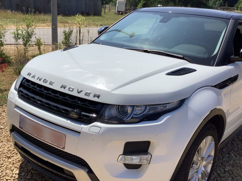 Land Rover Evoque 2.2 Td4 Dynamic — zdjęcie 2