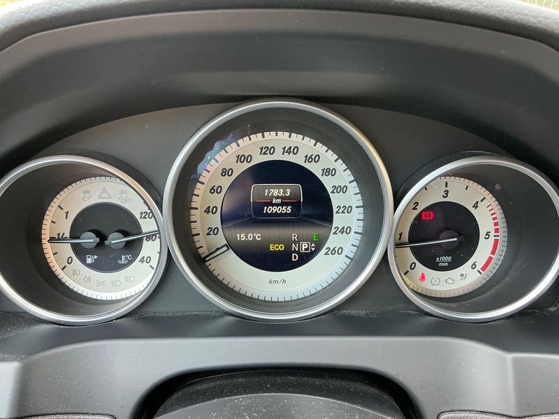 Mercedes-Benz E-Klasse E 250 d BlueTEC — zdjęcie 13