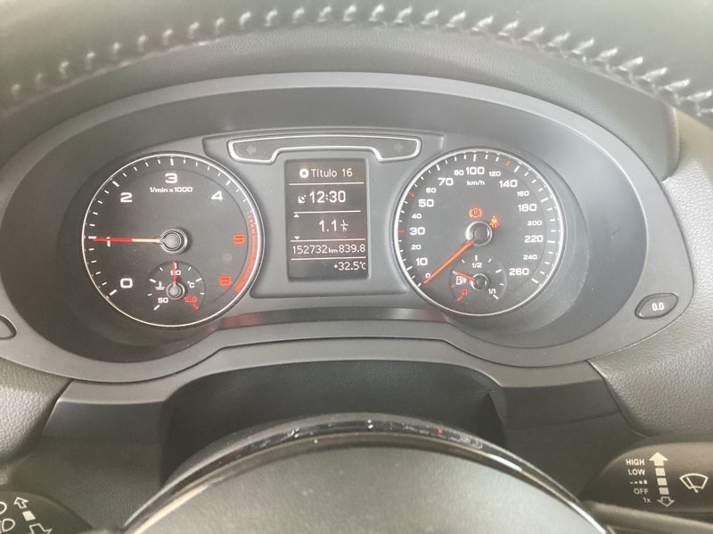 Audi Q3 2.0 TDI Ambition — zdjęcie 13