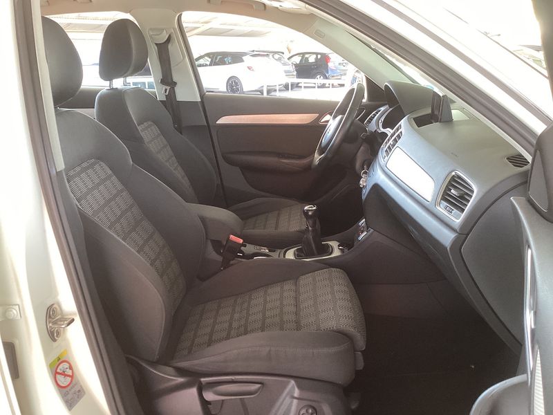 Audi Q3 2.0 TDI Ambition — zdjęcie 11