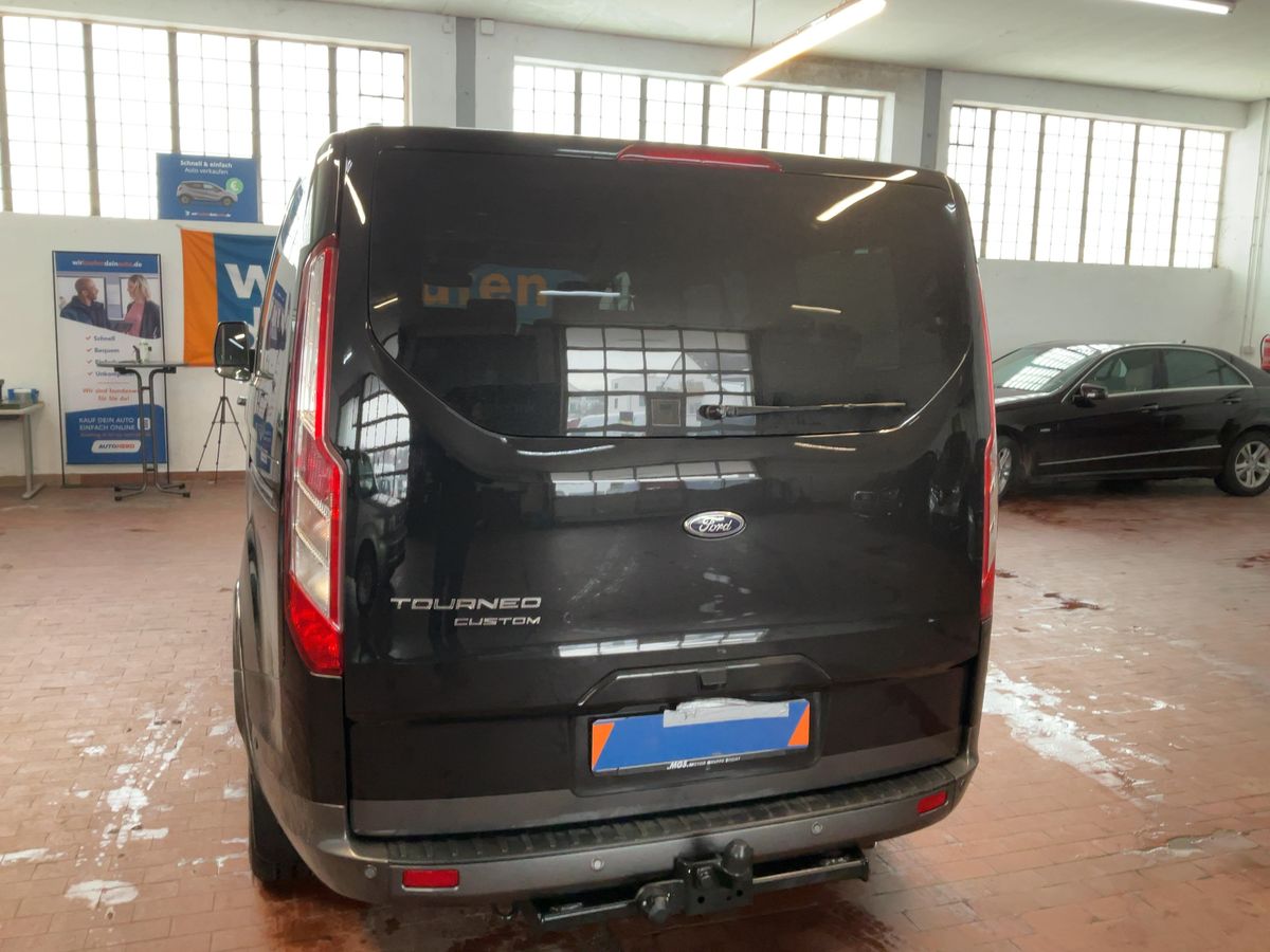 Ford Tourneo 2024 — photo 8