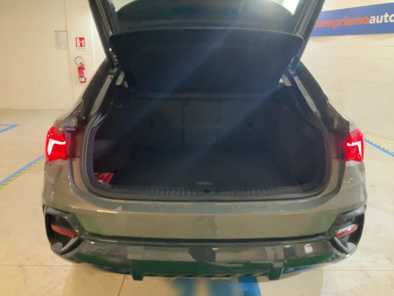 Audi Q3 Sportback 35 TDI — zdjęcie 10