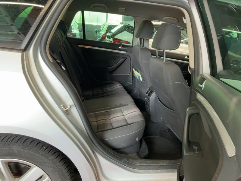 Volkswagen Golf VI 1.2 TSI Match — zdjęcie 14