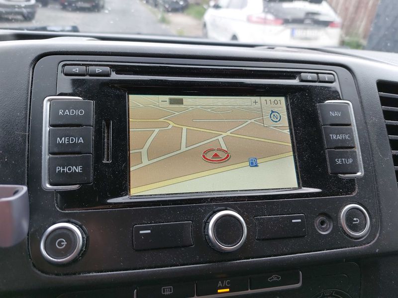 Volkswagen T5 Kombi 2.0 TDI 4Motion — zdjęcie 13