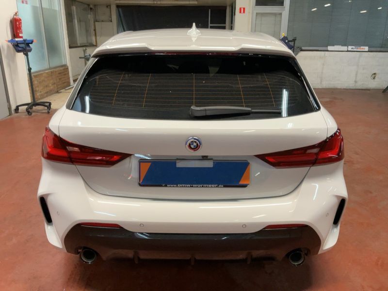 BMW 1er 118d M Sport 2022 – снимка 7