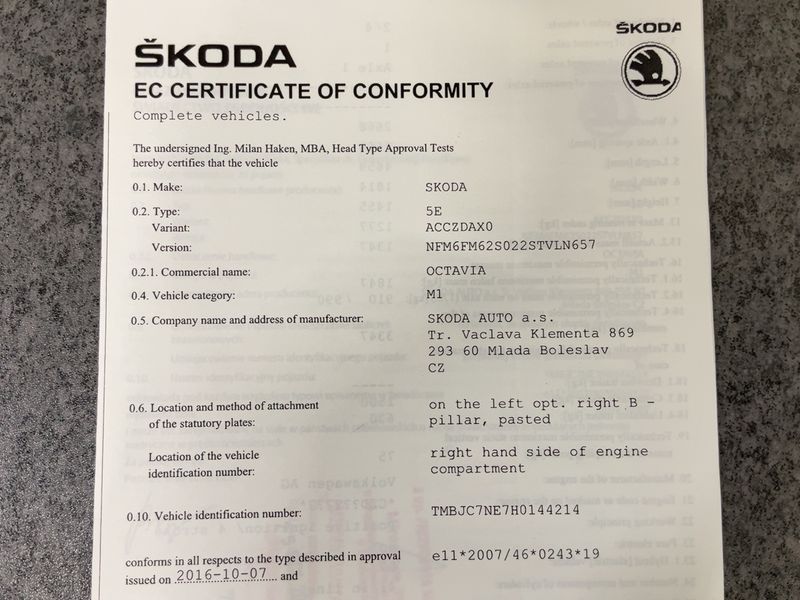 Skoda Octavia 1.4 TSI Ambition — zdjęcie 16