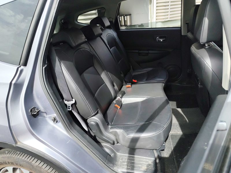 Nissan Qashqai+2 1.6 dCi Acenta 4x4 — zdjęcie 14
