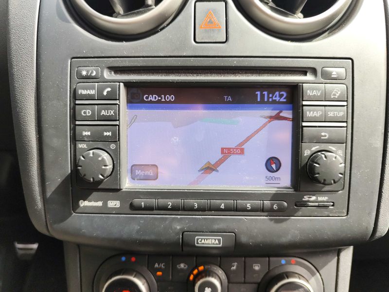 Nissan Qashqai+2 1.6 dCi Acenta 4x4 — zdjęcie 13