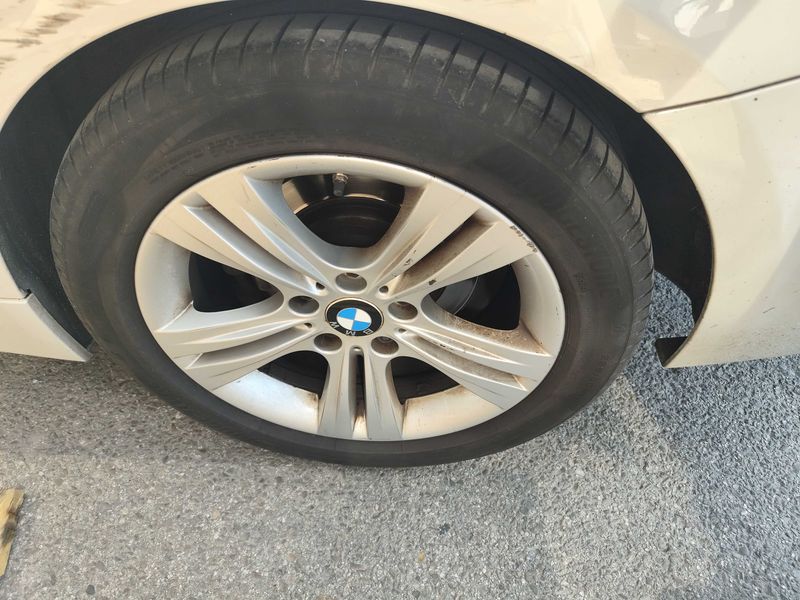 BMW 3er 318d Sport Line 2016 – снимка 17