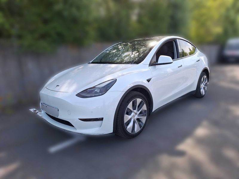 Tesla Model Y Max Range Dual AWD AWD — zdjęcie 2